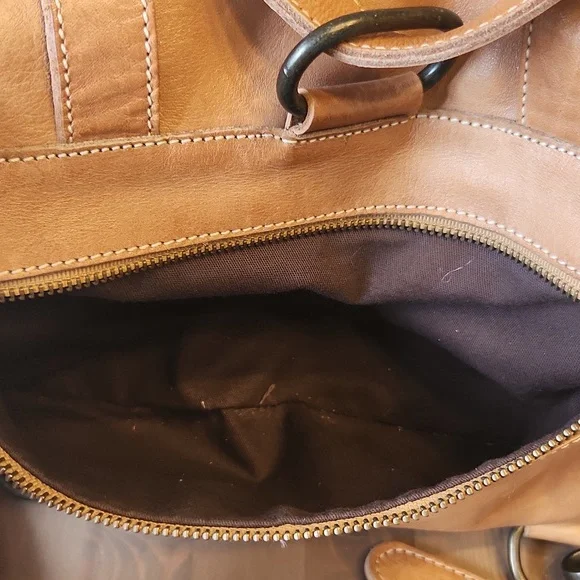 Bed Stu Leather Crossbody/Backpack Bag - Picture 10 of 12